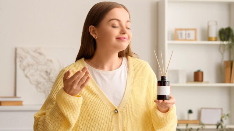 The 10 Home Smells That Instantly Boost Your Mood