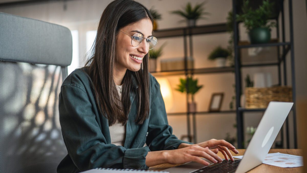 The 8 High-Paying Remote Jobs No One Is Talking About Yet