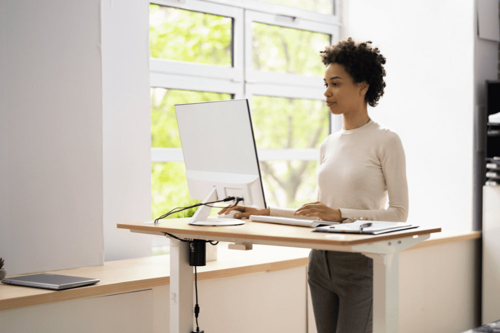 Alternate Between Sitting and Standing to Boost Energy