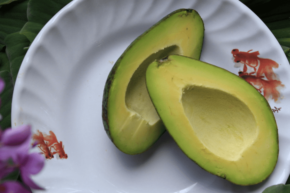 The 12 Foods For Incredibly Strong and Healthy Nails 4 Avocados