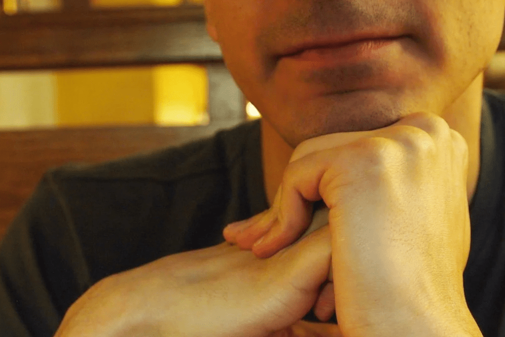 Cracking Your Knuckles Causes Arthritis