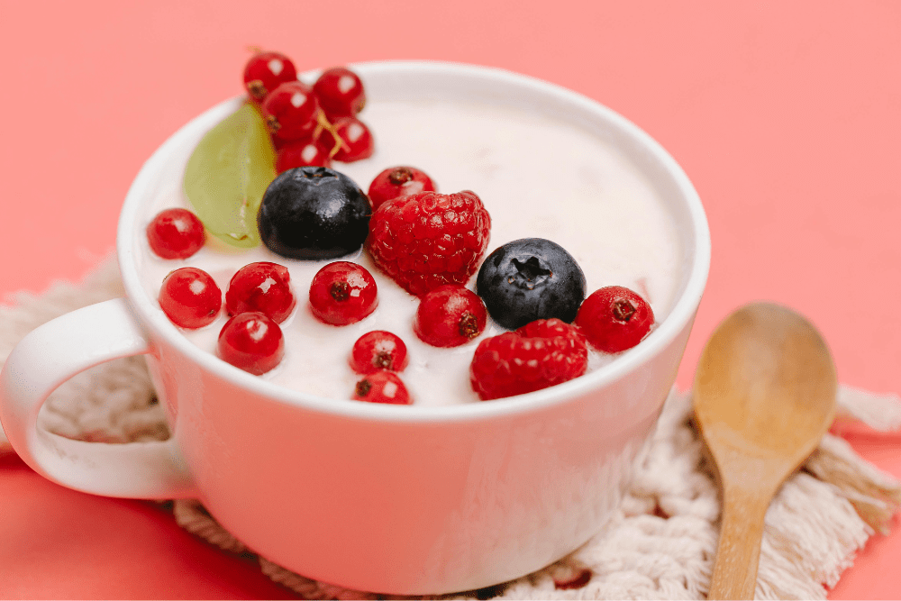 The 12 Foods For Incredibly Strong and Healthy Nails 3 Greek Yogurt