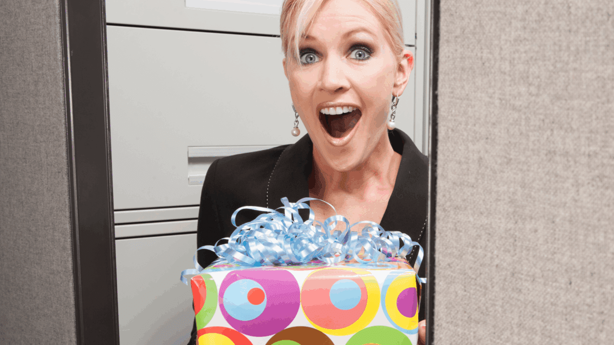 The 12 Desk Gadgets That Make Perfect Holiday Gifts for Coworkers