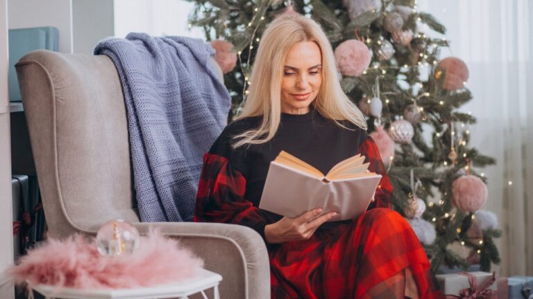 The 8 Holiday Books That Deserve to Be Annual Traditions