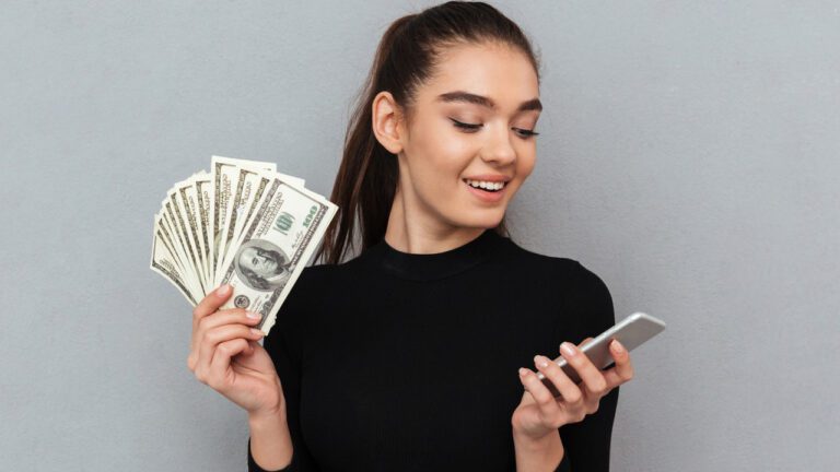 The 8 “Lazy” Financial Habits That Are Surprisingly Smart