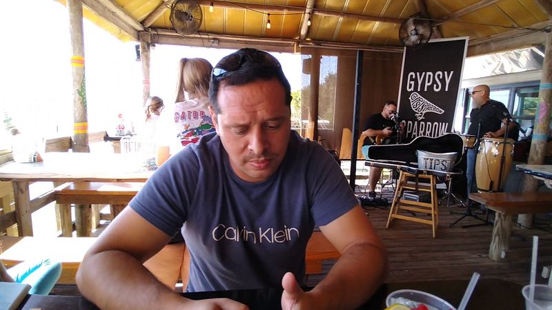 Live Music and Weekend Energy