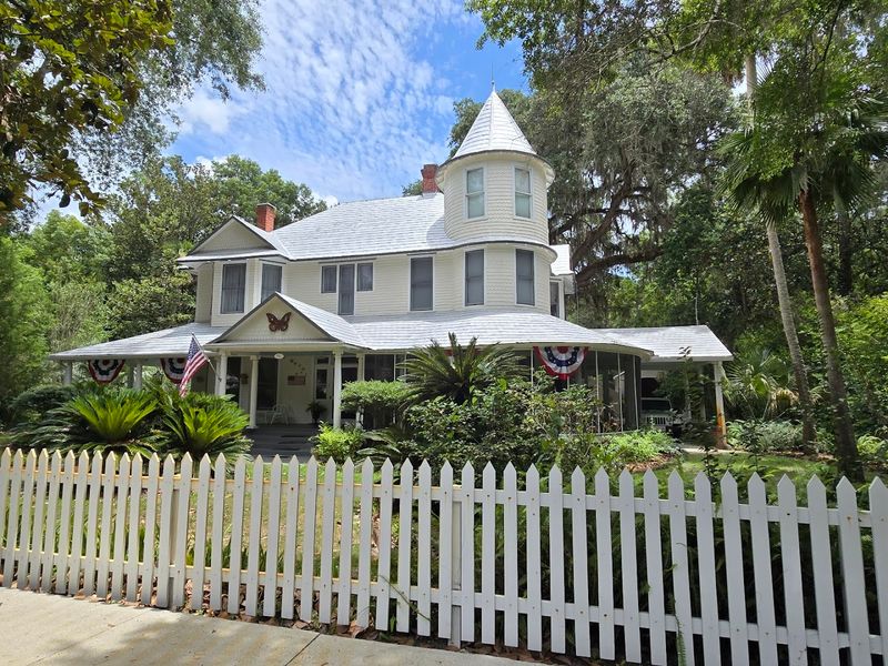 A Town That Time Treated Kindly