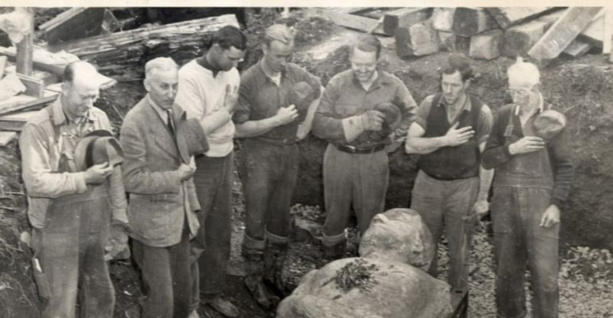 13 Hoaxes So Believable Smart People Fell for Them Instantly