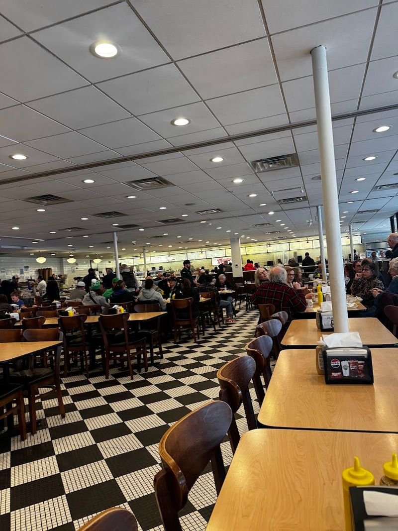 A Spot That Works For Every Kind Of Visitor