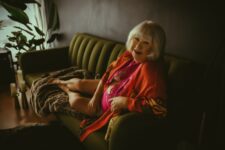 According to Psychologists: These 7 Gifts a Woman Buys Herself at 60 That She Waited a Lifetime to Deserve