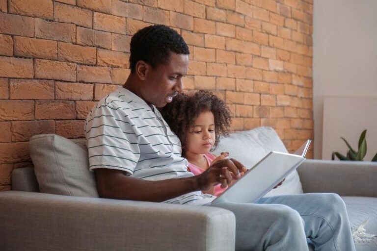 When a Father Is Present but Not Quite There: Physical Closeness and Emotional Availability in the Father-Child Relationship