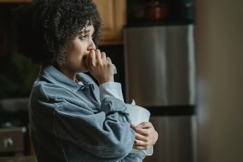 The Woman Who Stopped Answering His Calls the Second They Ring Isn’t Ignoring Him – She Just Reclaimed the Right to Finish Her Own Thought First